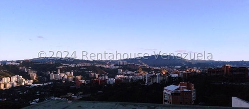 Alquiler De Departamento En Colinas Bello Monte #25-15077