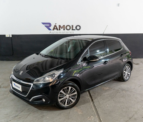 Peugeot 208 1.6 Feline