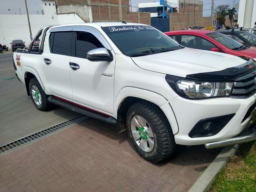 Toyota Hilux Srv 4x4 Cd 2.8 Hilux Srv 2.8 4x4