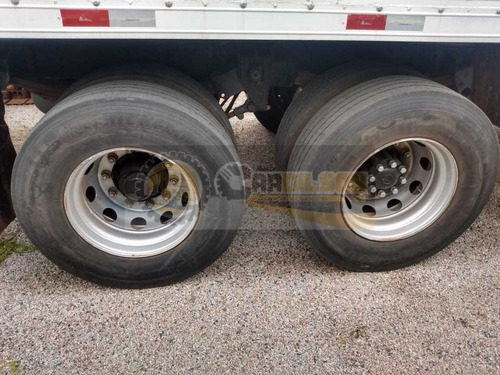 Imagem 8 de 12 de Volvo Vm 330