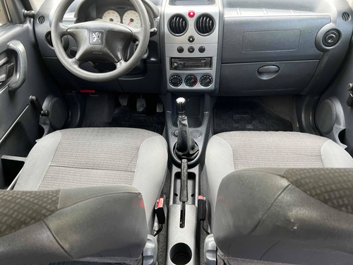 Imagen 6 de 6 de Peugeot Partner 2017 1.6 Hdi Furgon Confort 5as
