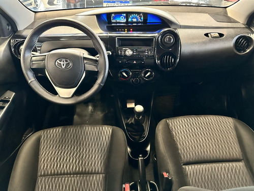 Toyota Etios 1.3 X 16V FLEX 4P MANUAL