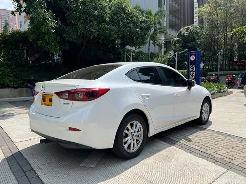 Mazda 3 2.0 Touring