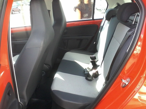 Volkswagen Up! Take - Rossatto Caminhões