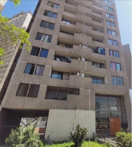 Remodelado Departamento En Venta De 1 Dorm. En Santiago