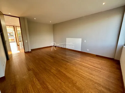 Casa En Arriendo En Loma Del Atravesado. Cod A776184
