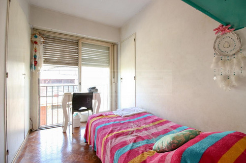 Casa En 2 Plantas 4 Dormitorios Ubicada En Olivos