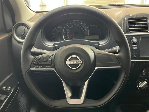 Nissan March 1.6 Advance At