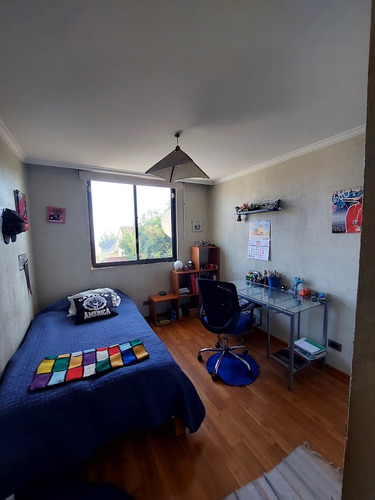 Excelente Casa En San Carlos De Apoquindo
