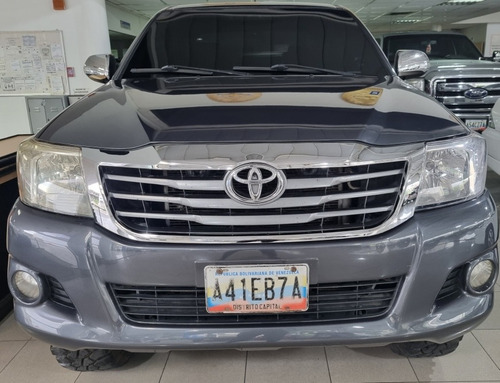 Imagen 2 de 9 de Toyota Hilux Kavak 4.0 V6