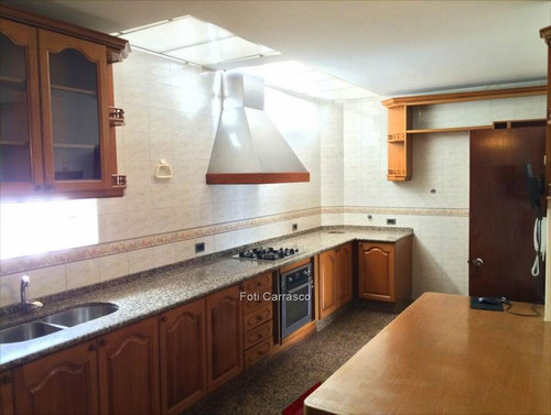 Imagen 6 de 11 de Rambla. Chalet De Tejas Vidriadas, Recepción