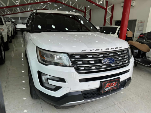 Imagen 2 de 11 de Ford Explorer Limited