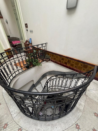 Apartamento De 3 Dormitorios En Ubicación Estratégica Centro De Montevideo
