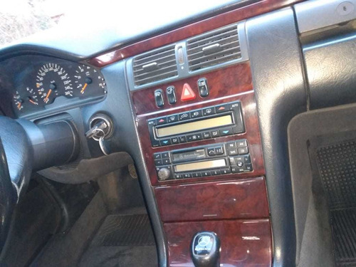 Imagen 9 de 21 de Mercedes-benz Clase E 1997 3.2 E320 Elegance