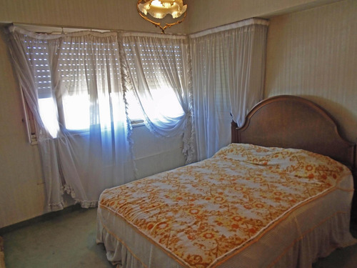 Venta Departamento 4 Ambientes En Martínez