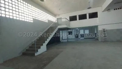 Edificio en alquiler