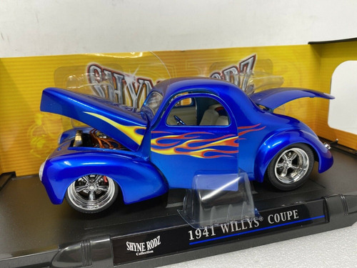  1941 Willy's Coupe  Street Rod Sweet  Escala 1/18 Yatming
