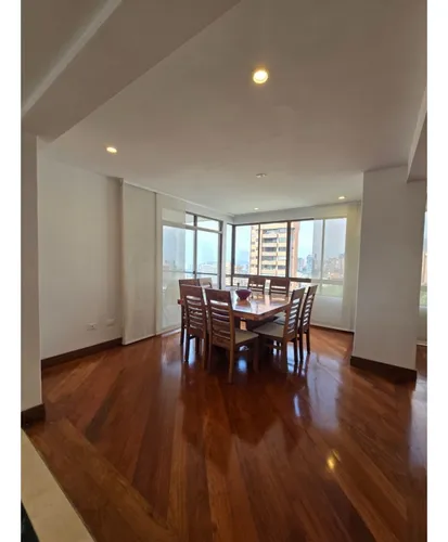 Arriendo Apartamento En Poblado- Milla De Oro