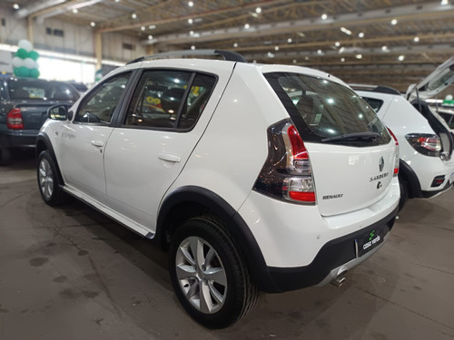 Renault Sandero 1.6 STEPWAY 16V FLEX 4P AUTOMÁTICO