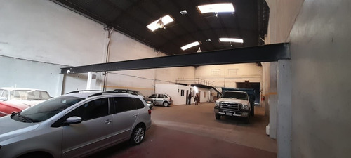 Imagen 25 de 28 de Local Con Estacionemiento Venta Beccar
