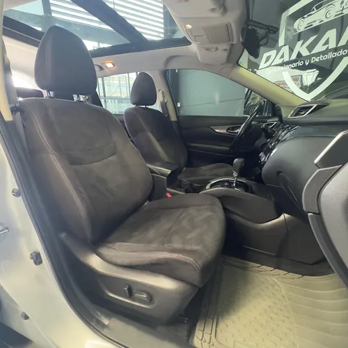 Nissan X-Trail 2.5 Advance