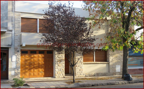 Alquiler Casa 4 Dormitorios Macrocentro Bahia Blanca