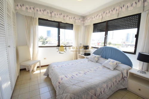 Apartamento En Brava, 2 Dormitorios Complejo Parquemar Center- Ref: 3803
