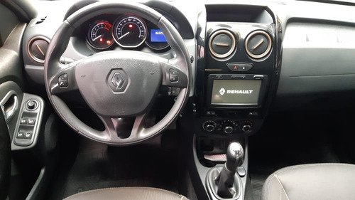 Imagen 23 de 25 de Renault Duster 2016 Privilage 1.6