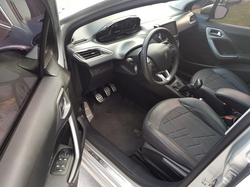Peugeot 208 Feline Pack Cuir 1.6 Nafta - Año 2013