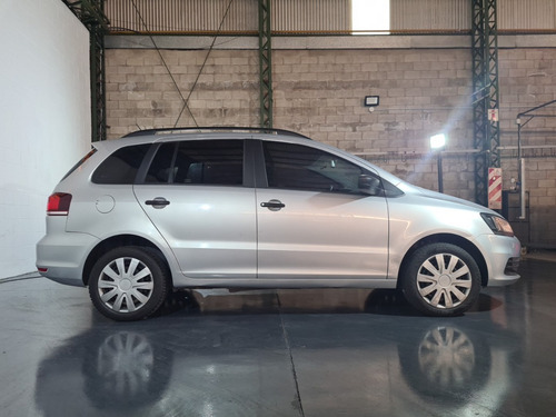 Imagen 2 de 8 de Volkswagen Suran 1.6 Comfortline L/15