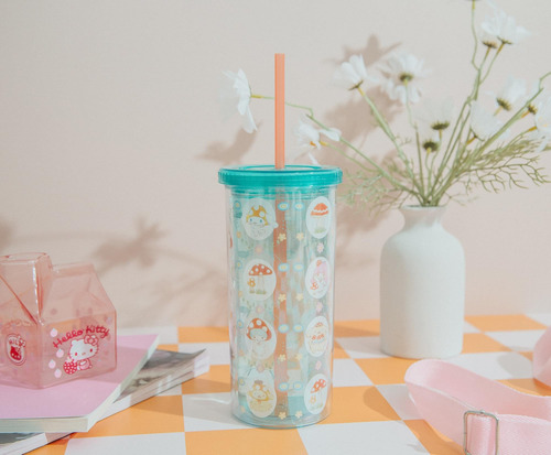 Carnival Cup Silver Buffalo Sanrio Hello Kitty, 600 Ml, Con