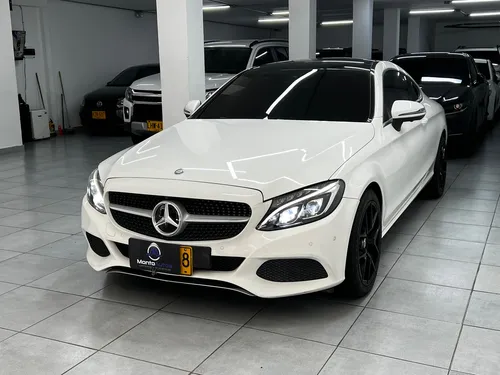 Mercedes-Benz Clase C 2.0 Amg