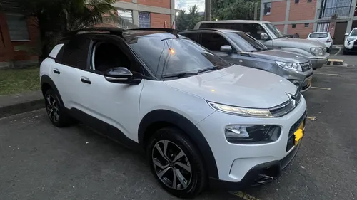 Citroën C4 Cactus 1.6 Shine Turbo Aut