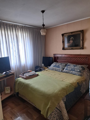 Venta Cómoda Casa, Buena Ubicación, Comuna De Ñuñoa.