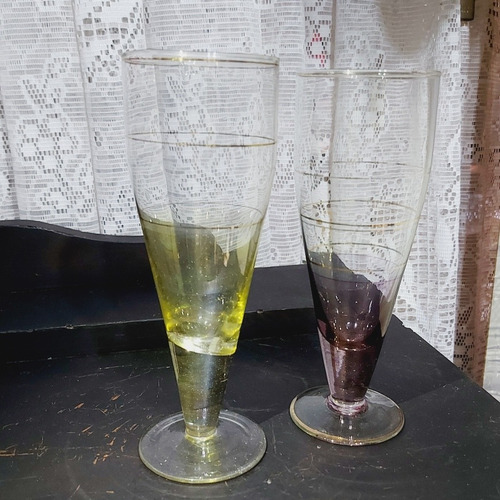 Imagem 4 de 10 de Taça Antiga Cristal Imperial Filete Em Ouro 2 Unidades