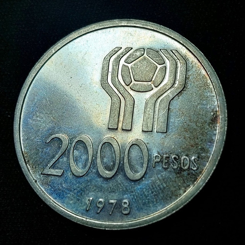 Argentina 2000 Pesos, 1978 Fifa 1978 Plata 0.900 Km#79 - 038