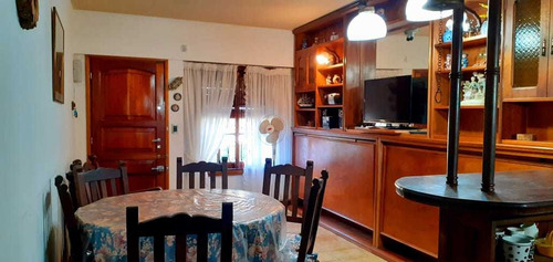 Imagen 10 de 14 de Depto Tipo Casa En Alquiler ,zona Residencial De Gesell A 150 Mts Del Mar Y 1 Cuadra De Av 3