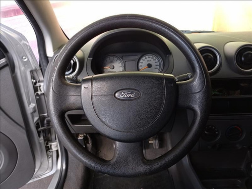 Imagem 11 de 14 de Ford Fiesta 1.0 Supecharger Gasolina Manual 2003