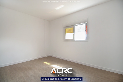 Imagem 4 de 13 de Acrc Imóveis - Apartamento Com Fino Acabamento Em Porcelanato Para Venda No Bairro Água Verde - Ap03972 - 68791267