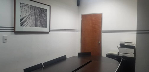 Imagen 7 de 7 de Oficina E La Torre Centro A1. Eglée Suárez 0414 4815512