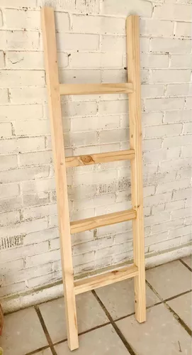 Escalera madera decorativa