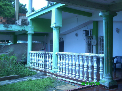 Imagen 3 de 14 de Casa En Urb Los Bucares