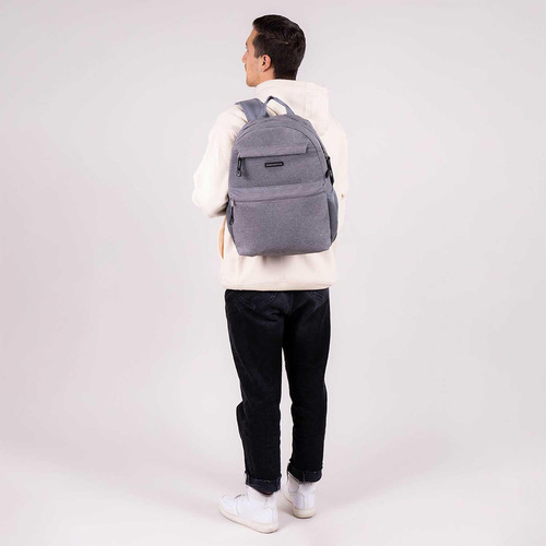 Mochila Grande Chenson Pro Tesa Gris Porta Laptop De 15 . Gris Liso