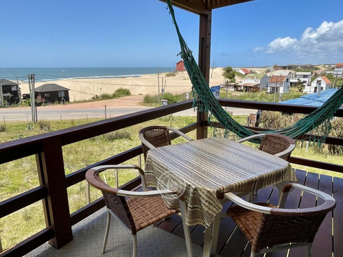 Emunah En Punta Del Diablo