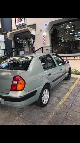 Renault Clio Sedan 2004 1.0 16v Privilège 4p