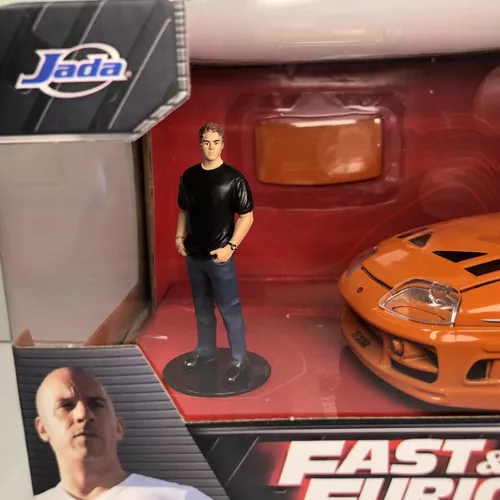 Coche Fast and Furious Supra con figura Brian 1:24