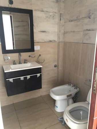 Imagen 9 de 10 de Departamento 2 Amb Con Cochera Y Balcon