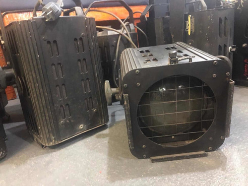 Pc - Fresnel 1000w