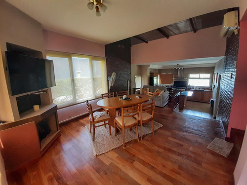 Casa De 2 Dormitorios En Solares Del Carcaraña 2, Pueblo Carcaraes