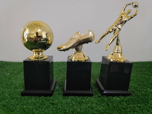 Trofeu Futebol - 3 Melhores Goleiro Artilheiro Bola De Ouro